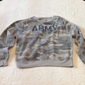 U.S. Army Camouflage Sweatshirt in Gray and Black